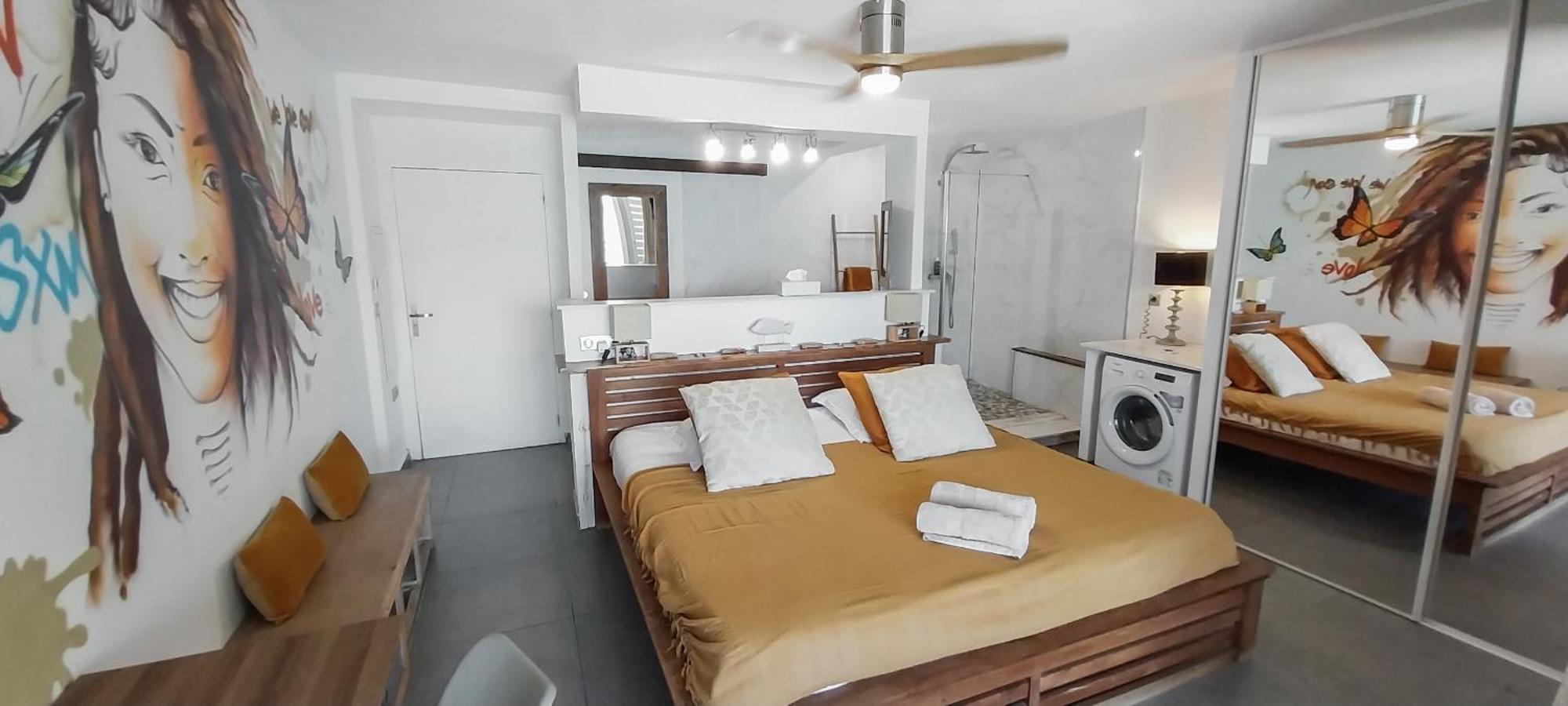 Official Page "Residence Bleu Marine" - Sea View Apartments & Studios - Saint-Martin French Side Grand Case Bilik gambar
