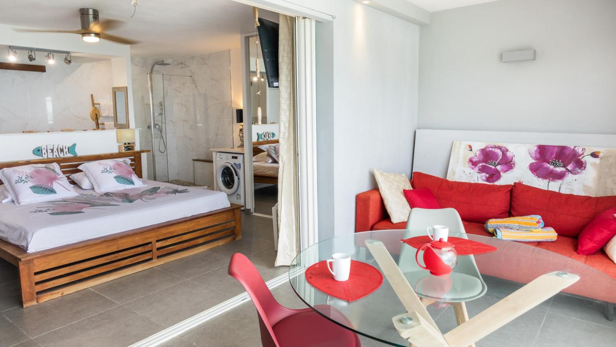 Official Page "Residence Bleu Marine" - Sea View Apartments & Studios - Saint-Martin French Side Grand Case Bilik gambar